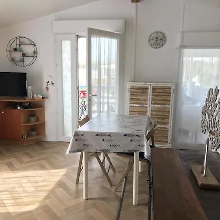 Chalet Entre Plages, Lacs Et Campagne *